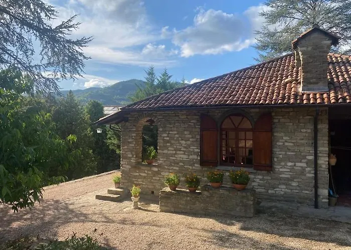 Vakantiehuis Beautiful Stone House With Garden - Il Poggio Cortemilia