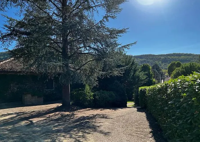 Beautiful Stone House With Garden - Il Poggio Vakantiehuis *